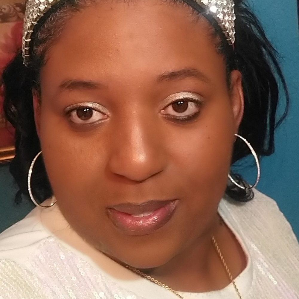 Meet your Posher, Lakeshia